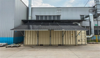 Off-Grid Inverter with Battery Management System (BMS)